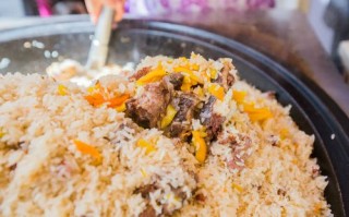 哪里有羊肉手抓饭（哪里有羊肉手抓饭卖啊）