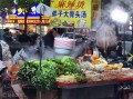 冬天摆摊卖麻辣烫怎么样（冬天夜市摆地摊卖什么好赚钱）