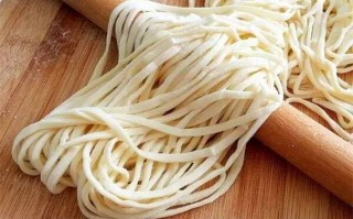 学手擀面去哪里最好（学手擀面去哪里最好呢）