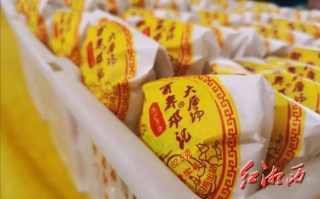 老铺子家味道怎么样（百年邓记月饼哪个口味好吃）