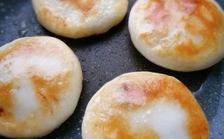 粘饼哪里的（江米粘饼的做法）