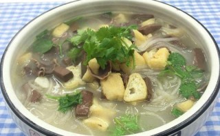 做鸭血粉丝生意怎么样（卖鸭血粉丝汤的市场怎么样？创业有前途吗）