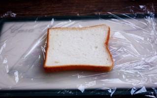 夏天面包放哪里（夏天面包应该放冰箱吗）