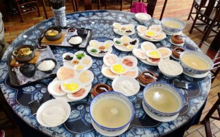 云南过桥米线在哪里吃（七彩云南第壹城有哪些吃的）
