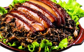 梅干菜扣肉是哪里的菜（梅干菜扣肉是哪里的菜系）