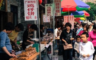 广东哪里有很多小吃（广东哪里有很多小吃街）