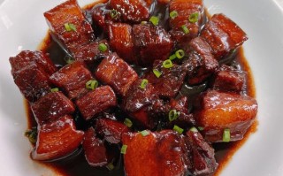 红烧肉哪里肉最好（猪哪个部位的肉最适合做红烧肉）
