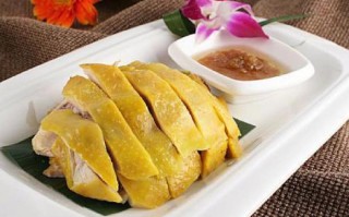 白切鸡是哪里的菜（白切鸡是哪里的菜系特色）