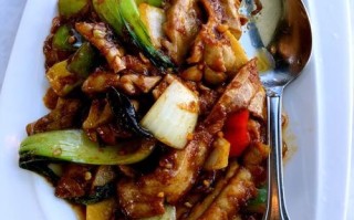 上海美食哪里多（上海美食多的地方在哪）