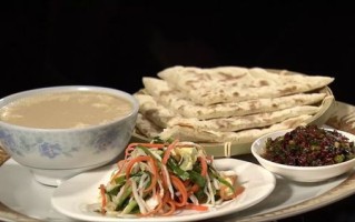 察布查尔县锡伯大饼哪家好吃,哪里大饼好吃又便宜