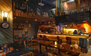 开一个甜点店怎么样（开家小酒馆怎么样）
