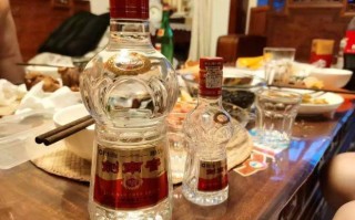 怎么样给客户介绍餐桌菜品（请客户吃饭的流程和话术）