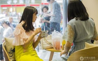 如何在大学校园附近经营餐饮,怎么在大学里开奶茶店