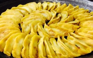 哪里吃锅贴（南京太平门七家湾牛肉锅贴今天刚吃的14元一两5只，贵吗）