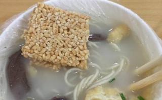 老鸭汤泡锅巴在哪里学（雷州鸭仔饭做法）