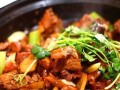 鸡公煲哪里好吃（鸡公煲哪里好吃一点）