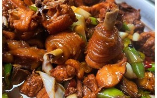 临沂哪里炒鸡好吃（临沂哪里炒鸡好吃位置）