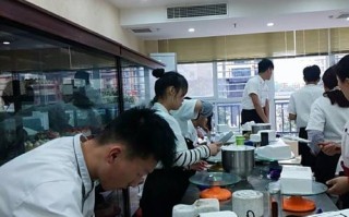 哪里学韩餐（厨师学徒怎么才能快点出师）