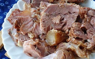 猪身上哪里的瘦肉最好吃?我要包饺子。就要精瘦肉,卤猪肉哪里的好吃啊