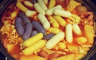 哪里的年糕火锅好吃（火锅年糕怎么做好吃，火锅年糕的吃法）