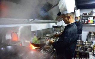 在火锅店做后厨前景怎么样（在火锅店做后厨前景怎么样呢）