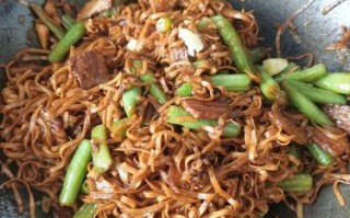 豆角焖面是属于哪个菜系,扁豆焖面是哪里的特色