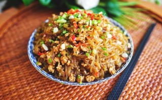 蚂蚁上树是哪里的菜（蚂蚁上树是哪儿的菜）