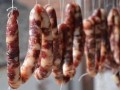 腊肠放哪里（腊肠放哪里保存）
