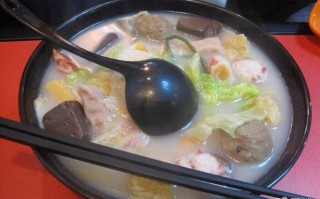 鸡汤香还是猪骨汤香？做麻辣烫，酸辣粉用什么烫好,烫火功夫麻辣烫加盟官网