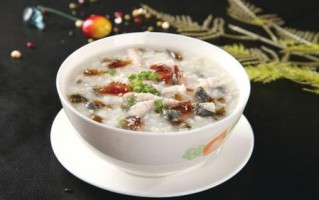 皮蛋瘦肉粥哪里学（皮蛋瘦肉粥产自哪里?用的什么材料）