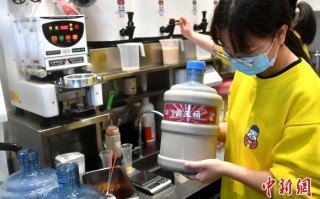 去奶茶店上班累不累呢,奶茶店干活怎么样