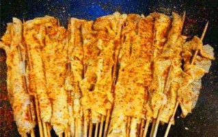 铁板豆皮是哪里的小吃（铁板豆皮是哪里的小吃啊）