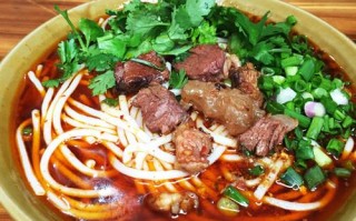 牛肉米线哪里有（牛肉炖米线正宗做法）