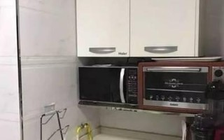 家里烤箱放在哪里好（烤箱放在厨房哪个位置厨房烤箱怎么放）