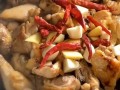 贵州菜黄焖鸡做法,黄焖鸡哪里的菜系