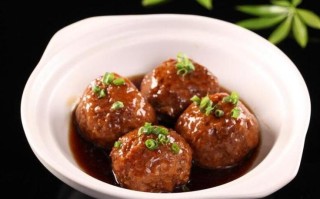 狮子头是哪里的菜系（狮子头是哪里的菜系啊）