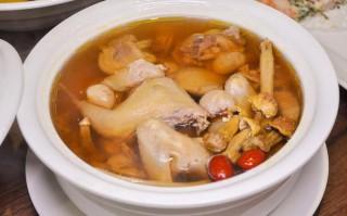 鸽子汤哪里有卖（鸽子汤哪里有卖的啊）