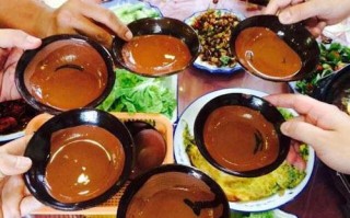 恩施吃饭哪里好吃（湖北恩施那个地方的人们的生活水平高吗？人的素质怎样）