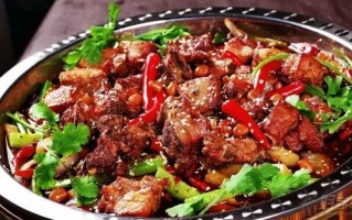 新乡哪里排骨好吃（新乡哪里排骨好吃又便宜）