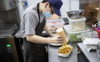 在厨房上班怎么样（去肯德基做后厨累不累）