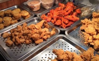 加盟炸鸡店靠谱吗,去店里做炸鸡怎么样赚钱