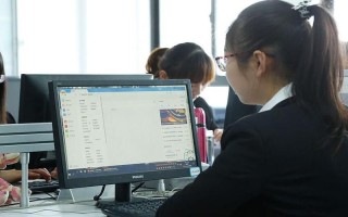 在店里面上班怎么样啊（在店里面上班怎么样啊）