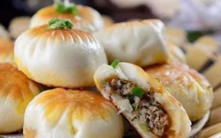 昆明哪里的包子好吃（昆明哪里有好吃的水煎包子）