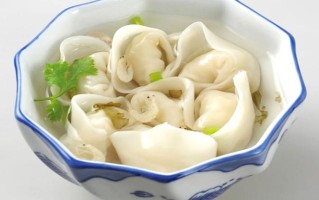糖馄饨是哪里的小吃（糖馄饨是哪里的小吃啊）