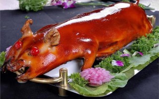 烤乳猪是哪里的美食（湛江市区最出名烧乳猪的地方）