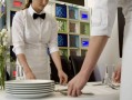 西餐厅服务员怎么样（在西餐厅上班累不累？谁做过）