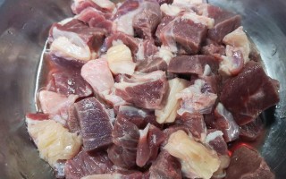 改刀肉是哪里的菜（精修牛腩块和原切区别）