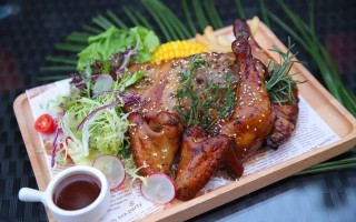 迷迭香烤鸡产自哪里（迷迭香烤鸡产自哪里的）