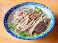 哪里产的羊肉好吃（哪里产的羊肉好吃又便宜）