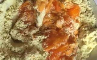 柿子拌炒面粉的做法,炒面粉是哪里的小吃啊